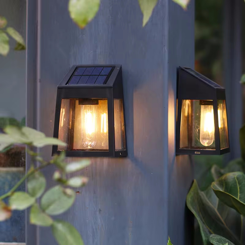 Applique Murale Solaire en Tun - Outdoor Lighting Linear avis et prix